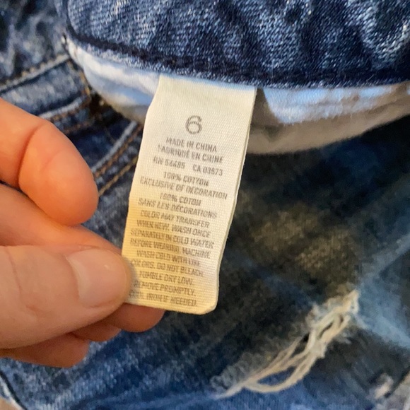 American Eagle jean shorts - Picture 4 of 4